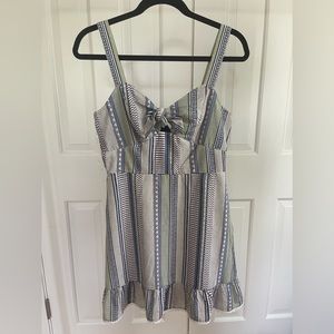 Front Tie Dress sz Sm never worn
